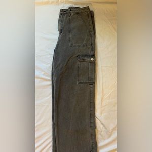 I am selling jean pants that I got from Shein. They are medium and a size gray